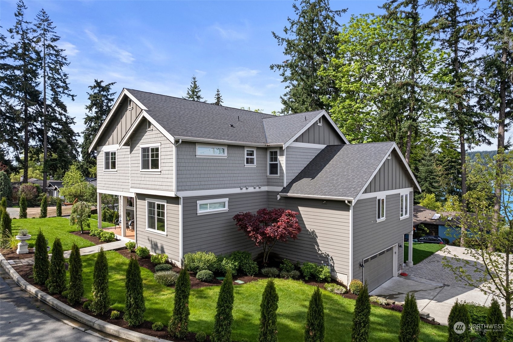 Property Photo:  11013 SE 66th Street  WA 98056 