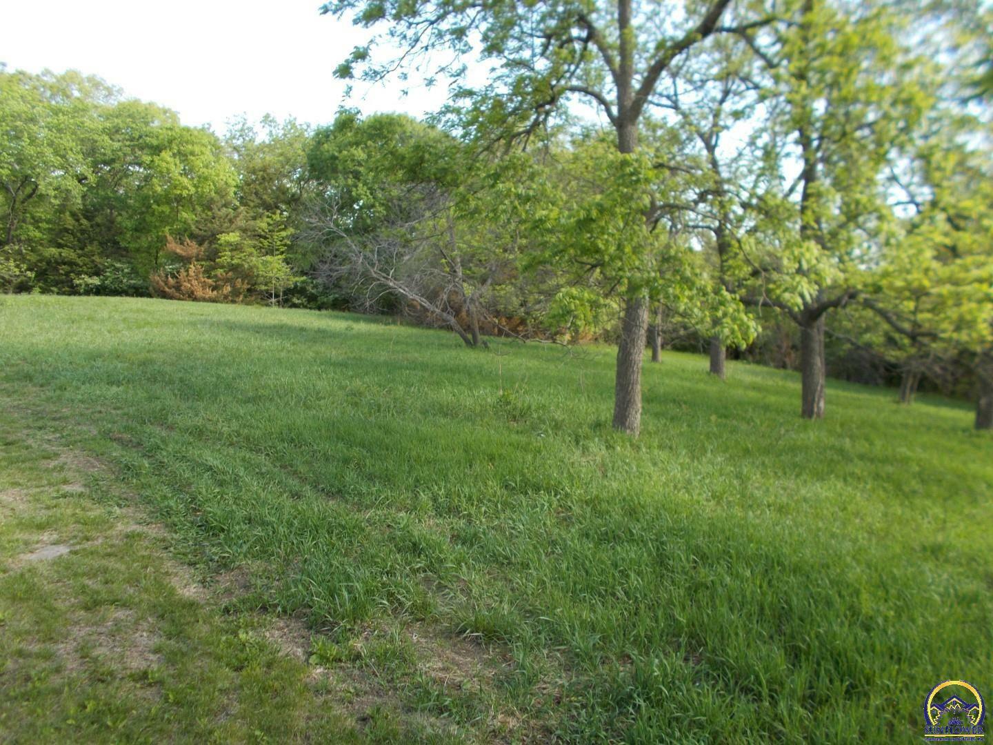 Property Photo: 9068 Lake Hills Rd KS 66070