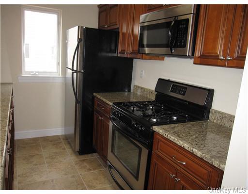 Property Photo: 105 Tondo Circle 105 NY 10926