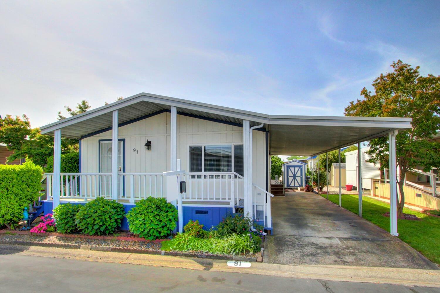 Property Photo:  91 Bainbrook Street  CA 95828 