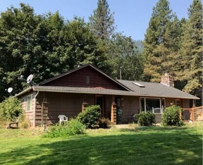 Property Photo: 230 Harrel Lane OR 97442