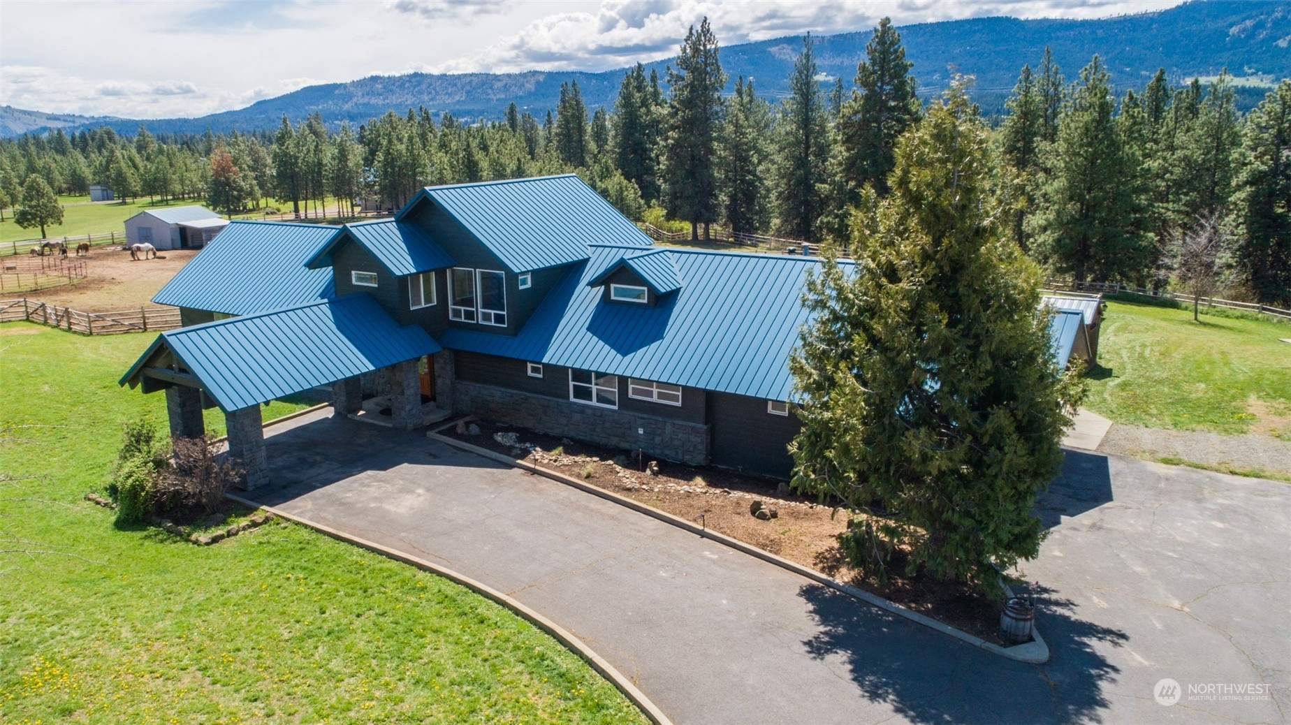 Property Photo: 190 Danko Road WA 98922