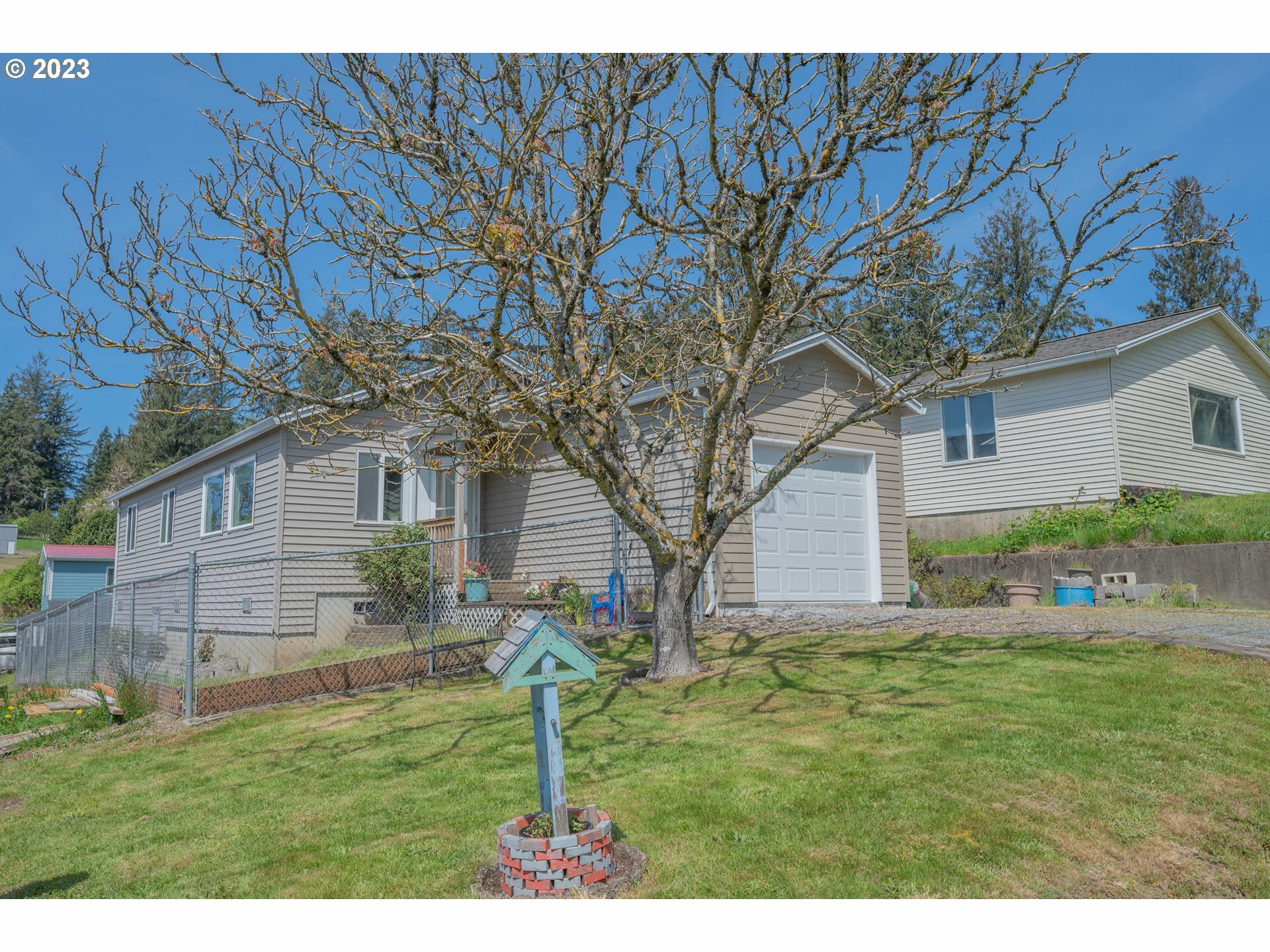 Property Photo: 8780 15th St OR 97107