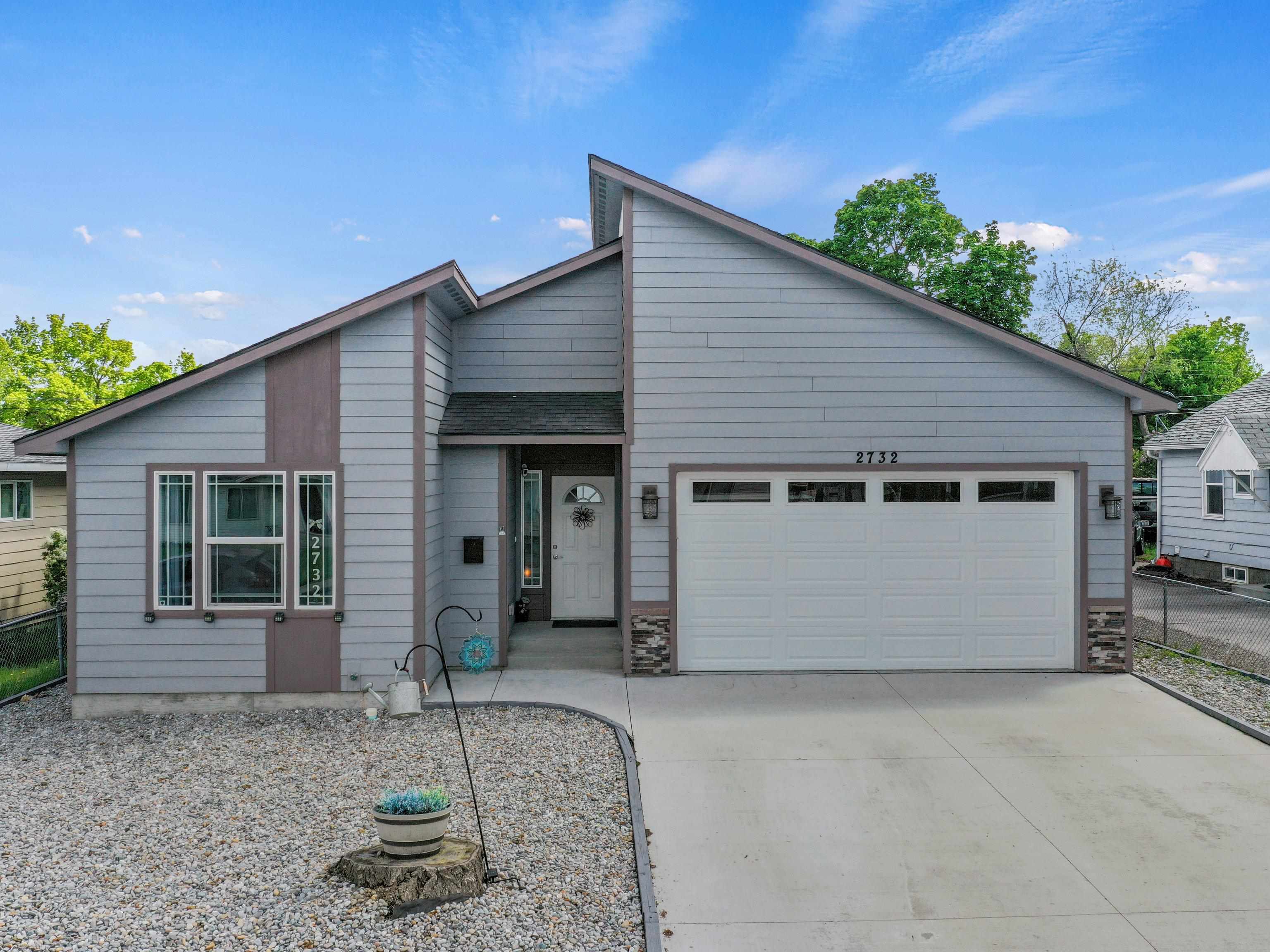 Property Photo: 2732 N Altamont St WA 99207