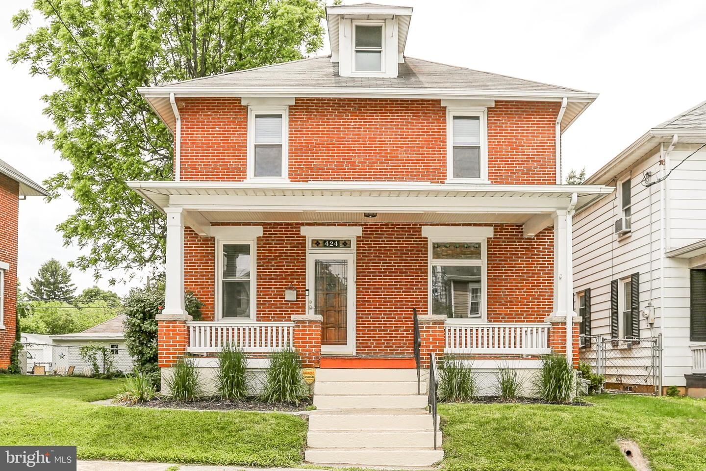 Property Photo: 424 S High Street PA 17055