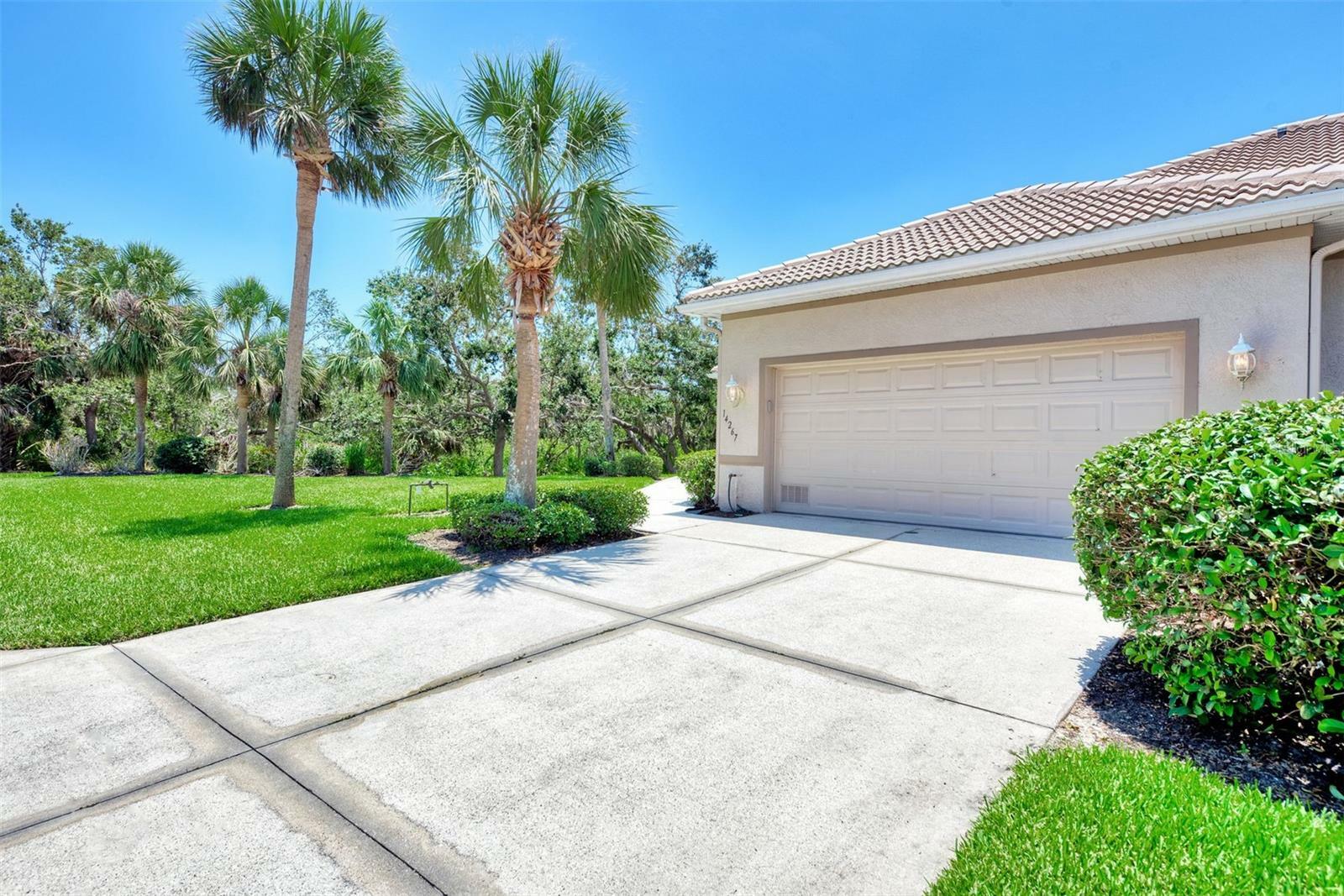 Property Photo:  14267 Reserve Court  FL 33953 