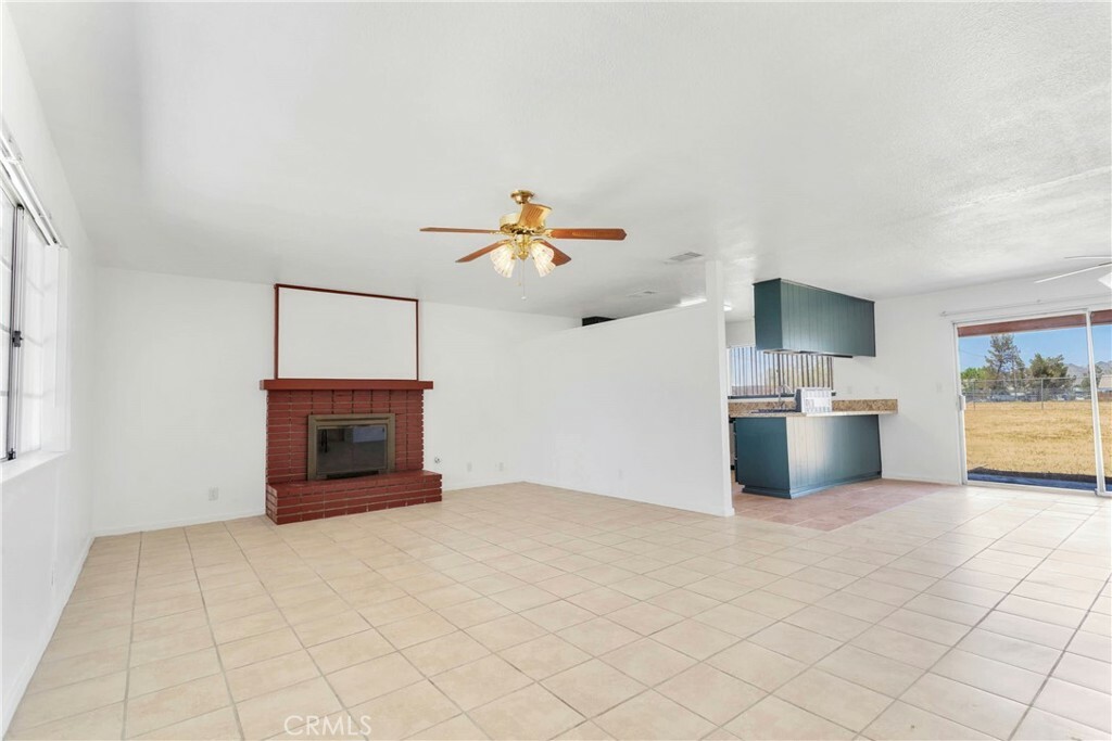 Property Photo:  14986 Flathead Road  CA 92307 