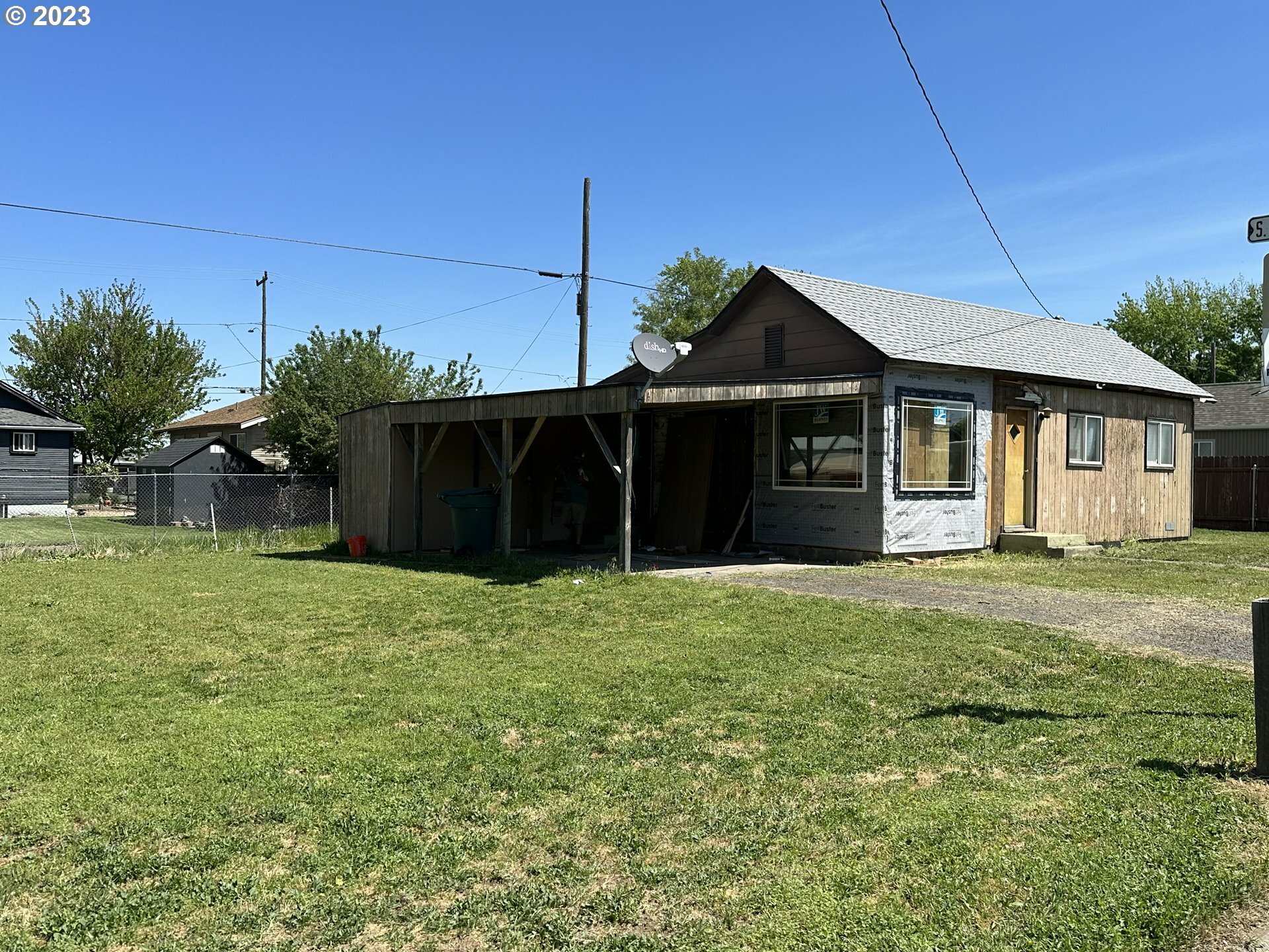 Property Photo: 132 SW 1st Ave OR 97862