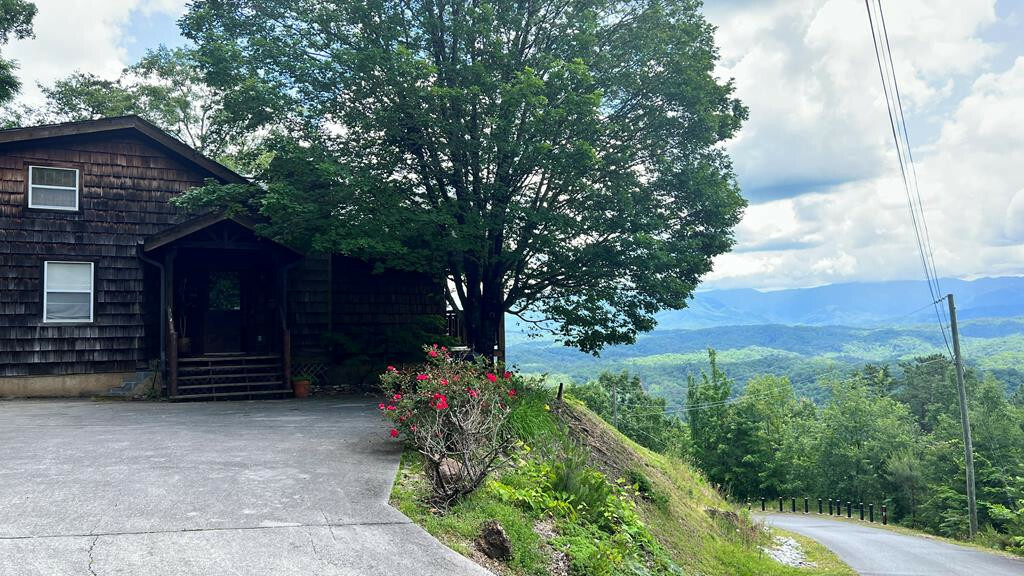 Property Photo: 1928 Timber Ridge Way TN 37876