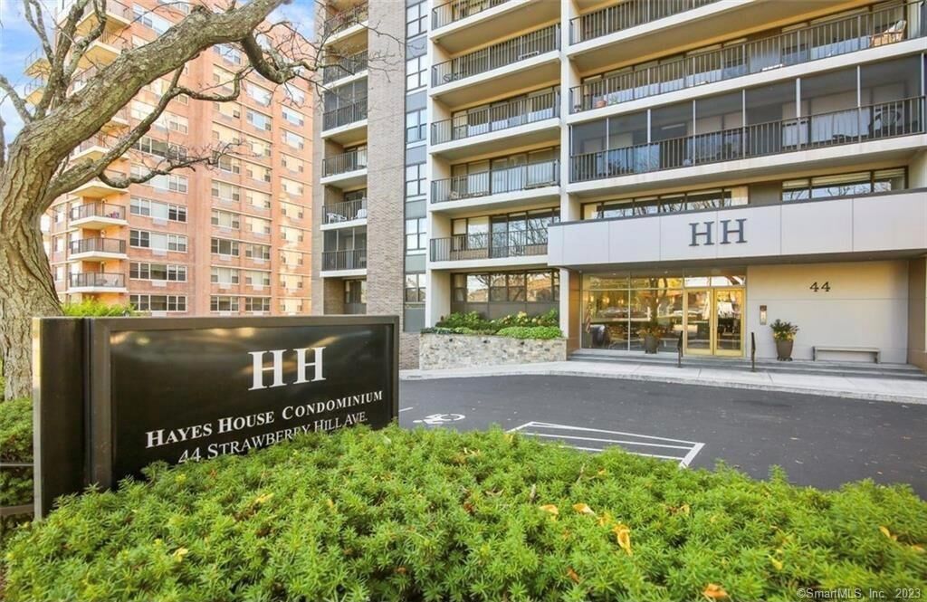 Property Photo: 44 Strawberry Hill Avenue 1A CT 06902