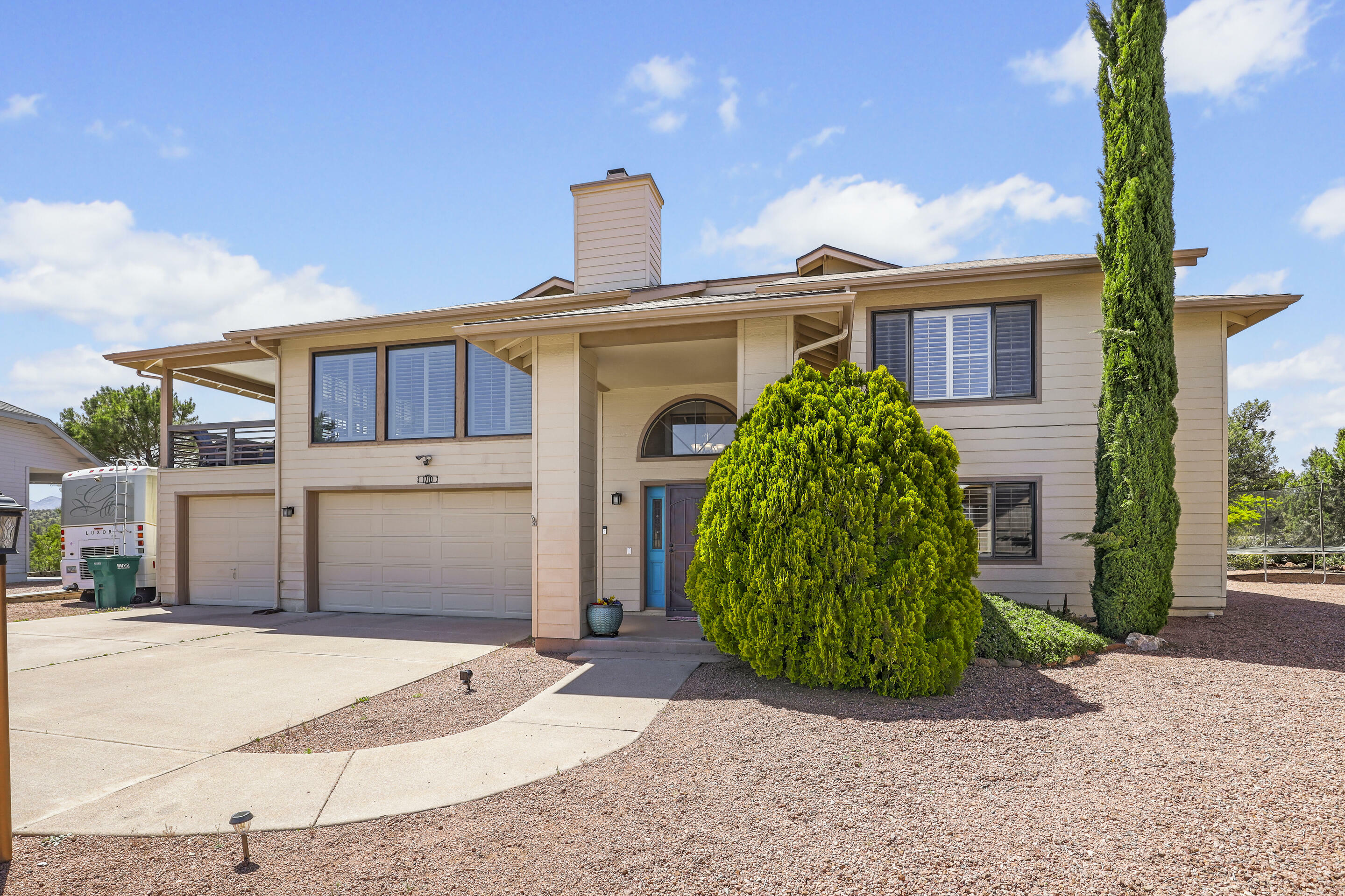 Property Photo: 1710 W Point Drive AZ 85541
