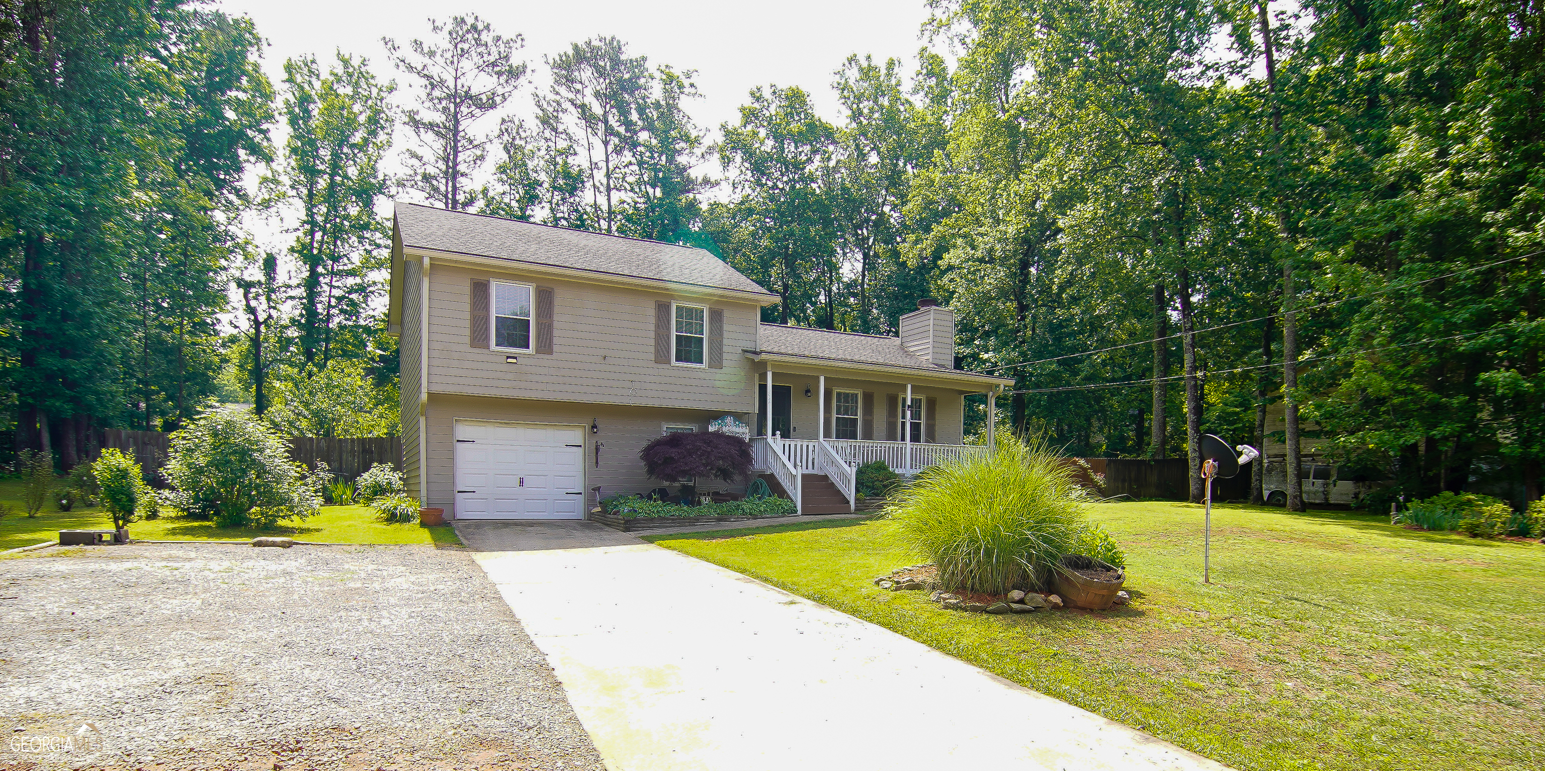 Property Photo: 62 Jeanette Street GA 30157