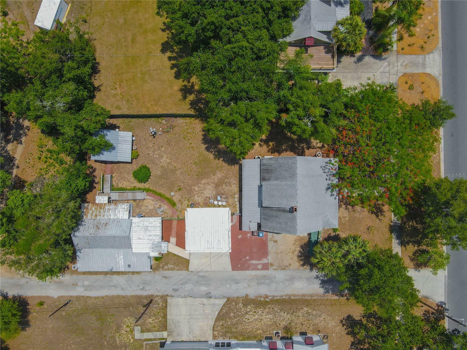 Property Photo:  435 E Central Avenue  FL 33853 