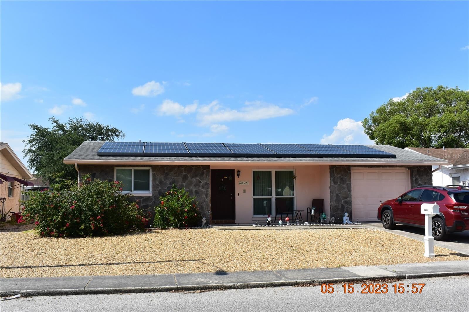 Property Photo:  6825 El Camino Paloma Street  FL 34668 