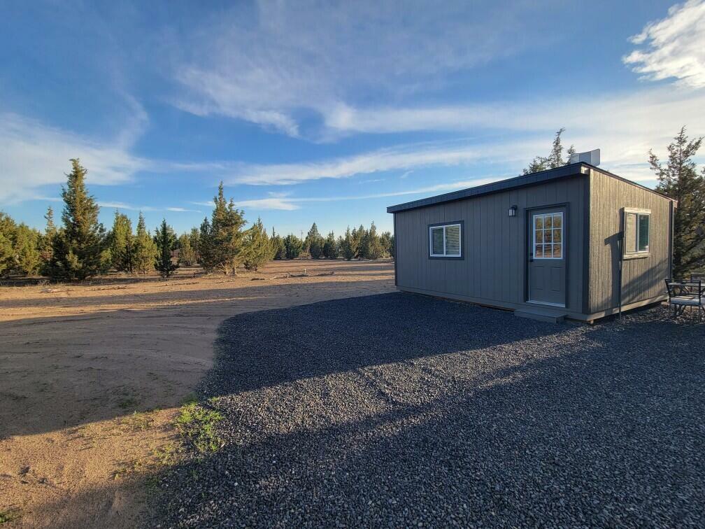 Property Photo:  3350 SE Umatilla Loop  OR 97754 