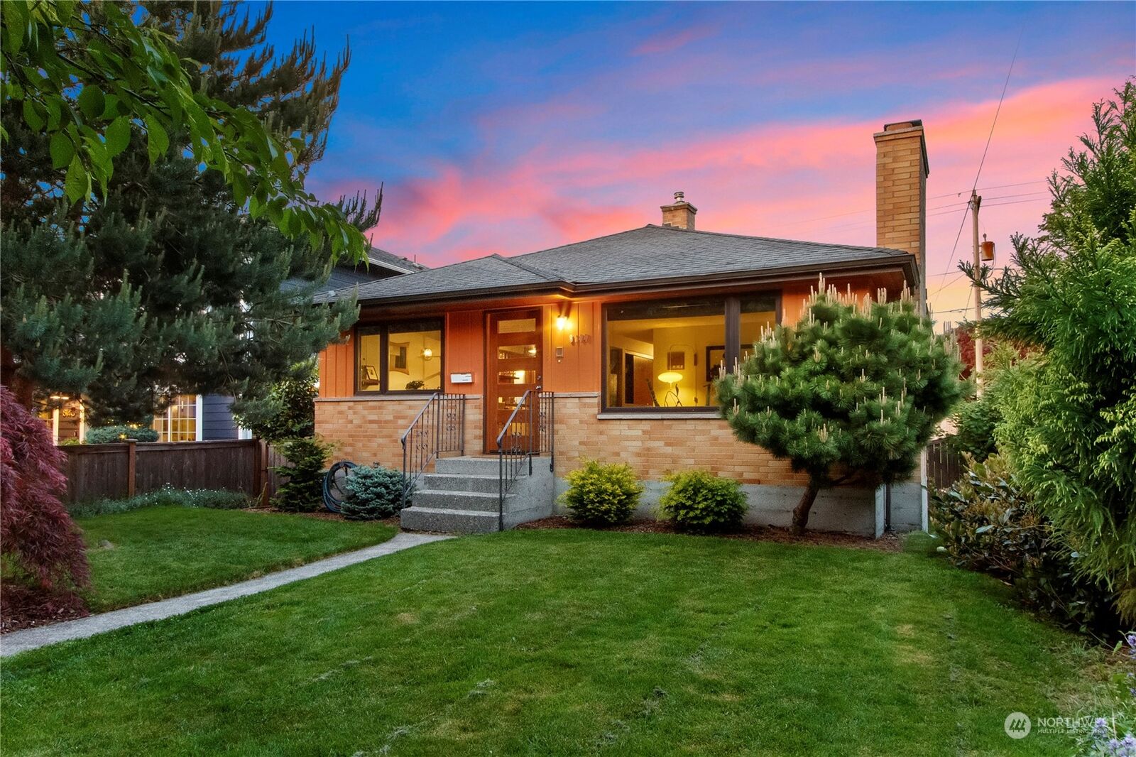 Property Photo:  8144 18th Avenue SW  WA 98106 