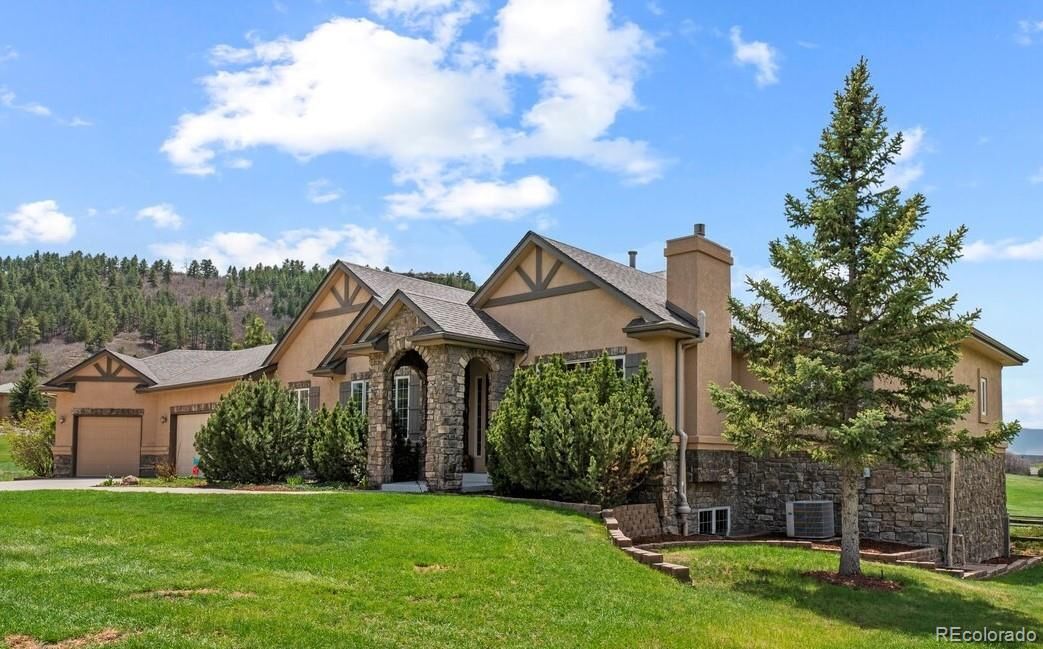 Property Photo: 4643 Starfire Circle CO 80104