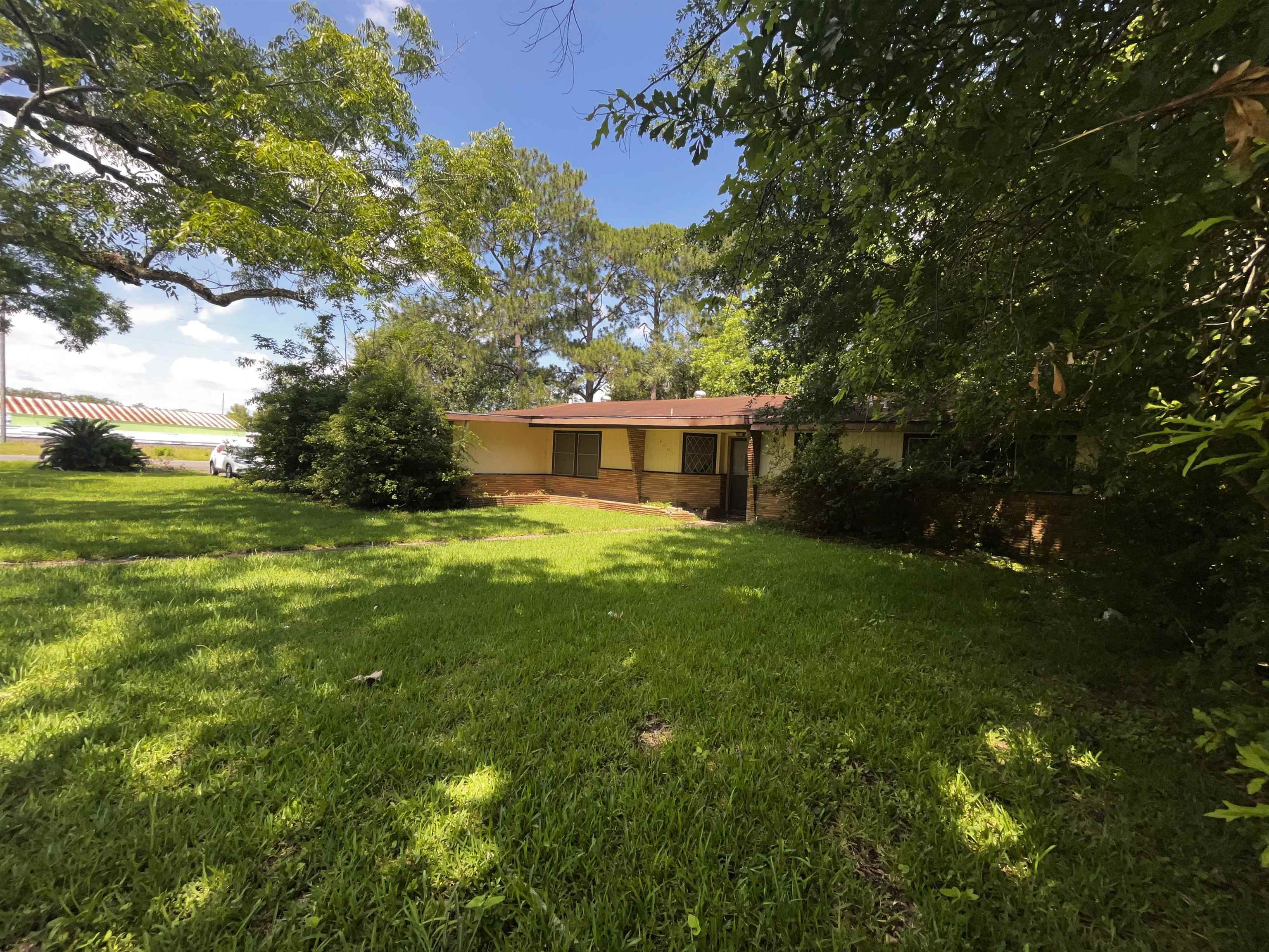 Property Photo:  4001 Griffing Dr.  TX 77642 