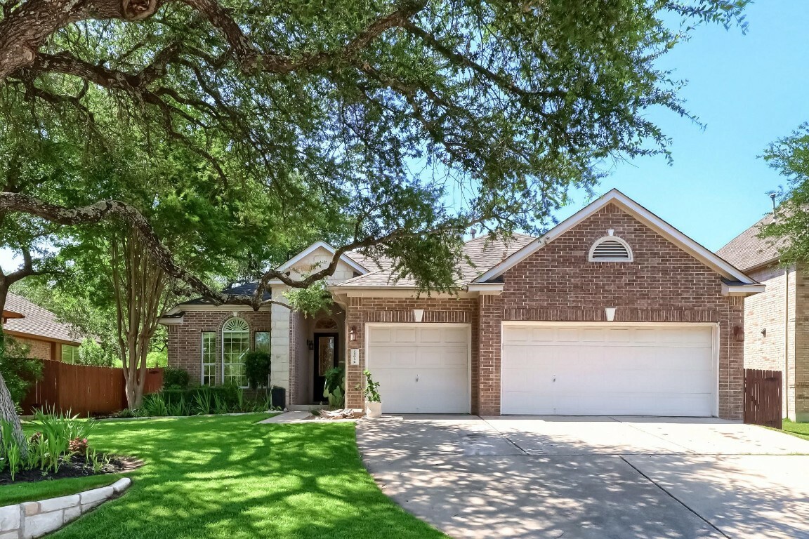 Property Photo: 2403 Dartford Bend TX 78613
