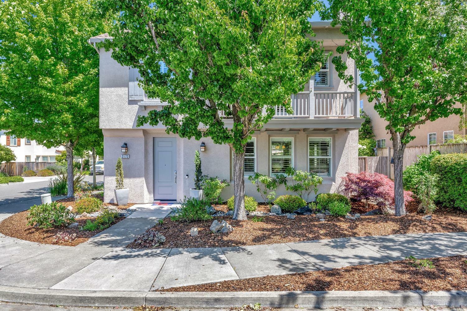 Property Photo: 2172 Wolfberry Way CA 95404