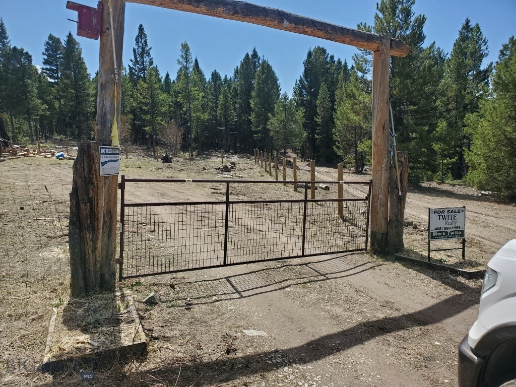 Property Photo: 1908 Hallelujah Trail MT 59823
