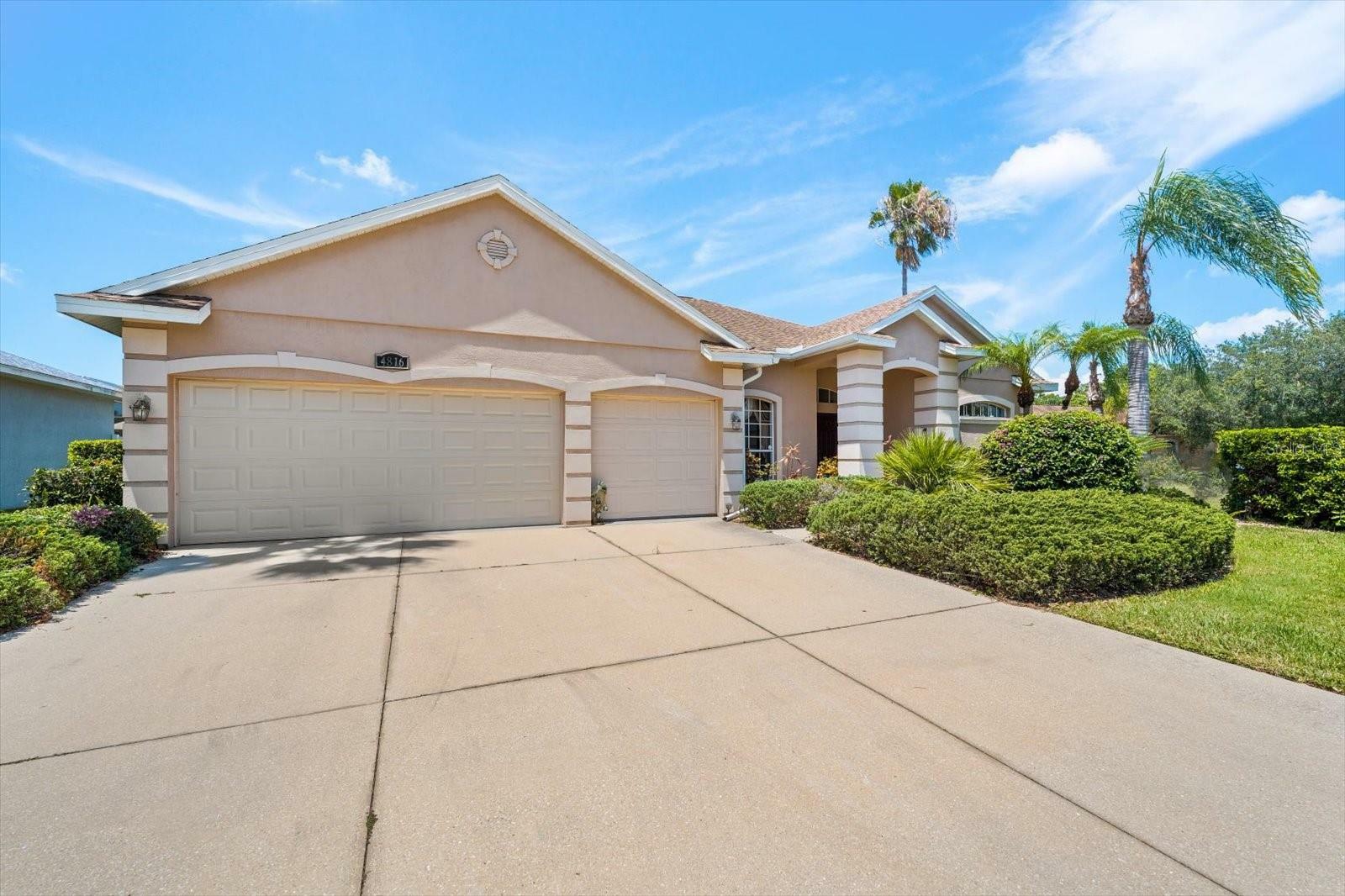 Property Photo:  4816 77th Street E  FL 34203 