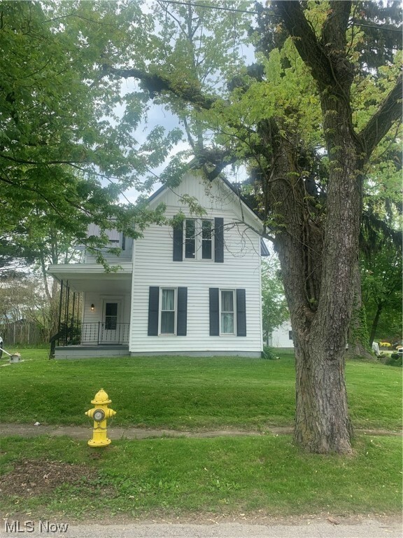 Property Photo: 409 Washington Street OH 44030