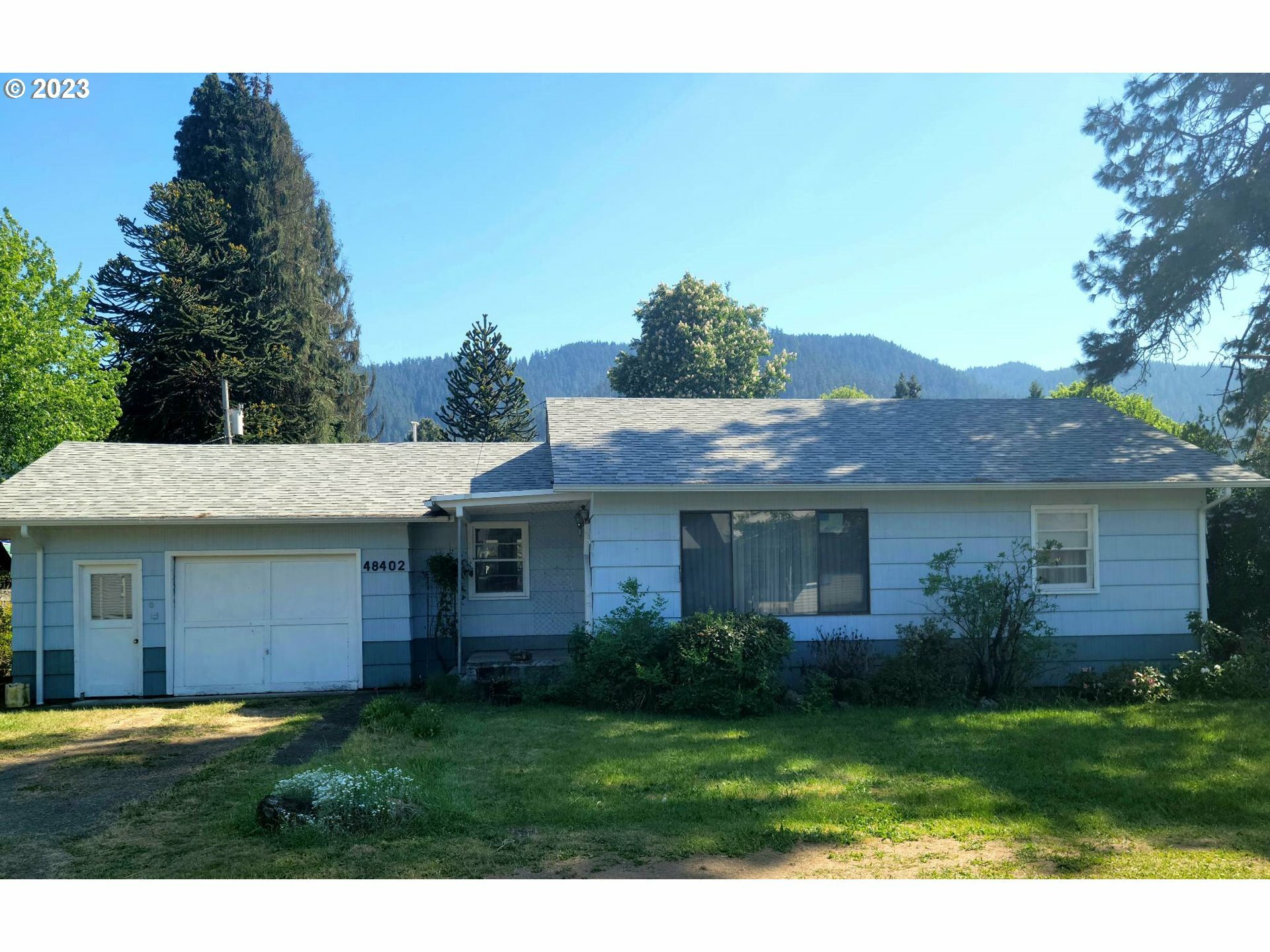 48402 Jasper Dr  Oakridge OR 97463 photo
