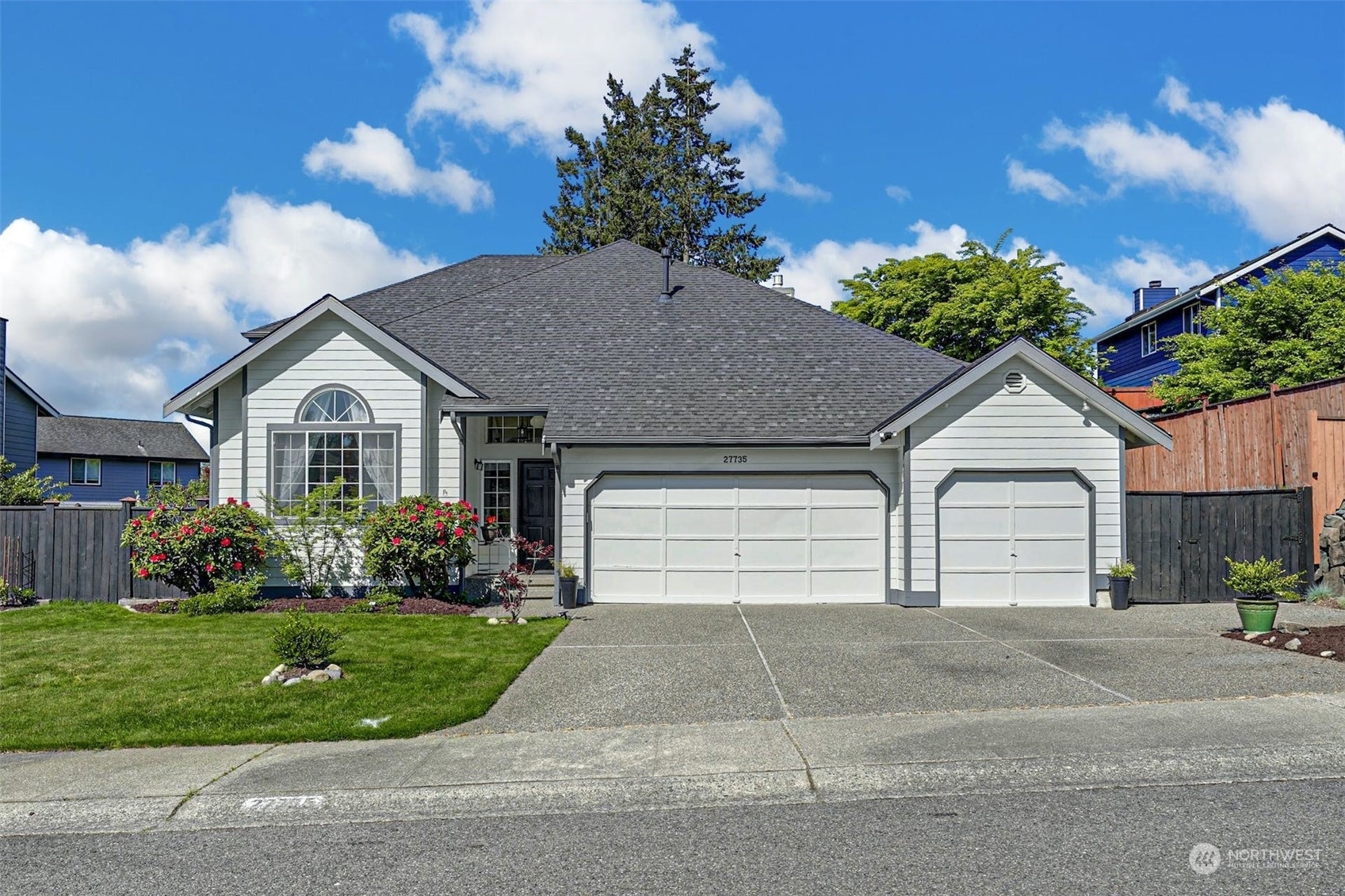27735 214th Avenue SE  Maple Valley WA 98038 photo