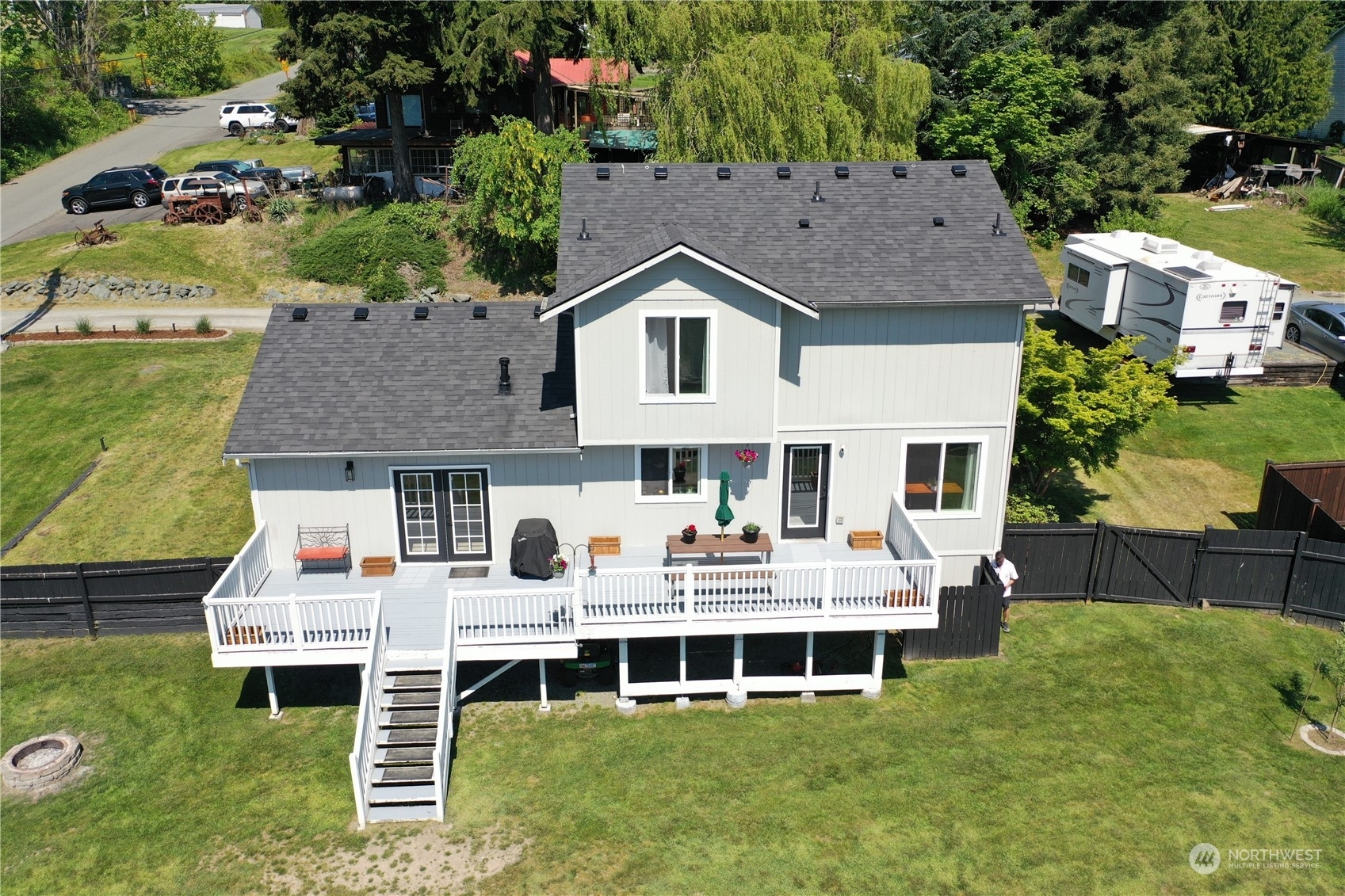Property Photo: 18223 Montborne Road WA 98274