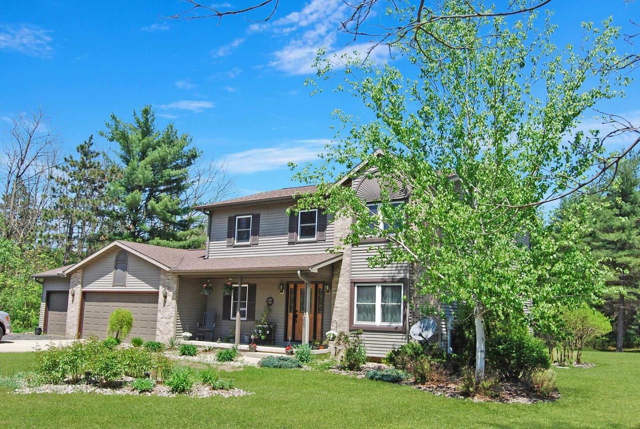 Property Photo:  200 West Kingsbury Drive  WI 54646 