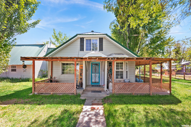 Property Photo: 4249 S 3200 W UT 84660