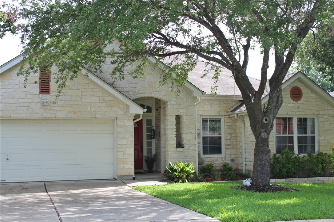 Property Photo:  8116 Manx Drive  TX 78681 