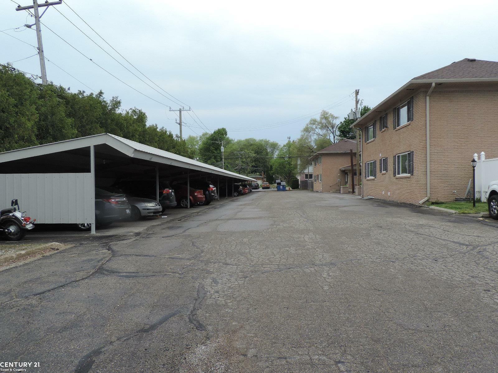 Property Photo: 2377 Walton MI 48309