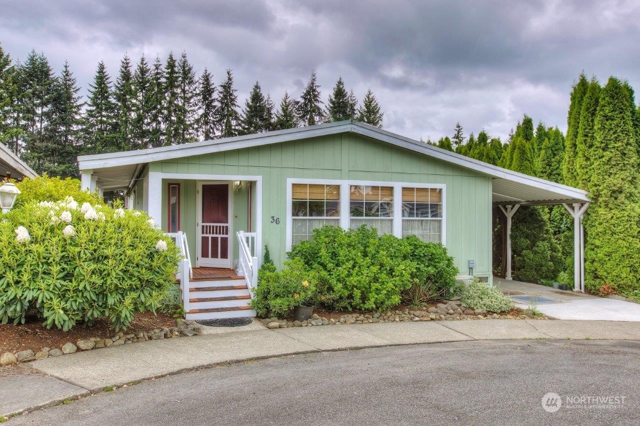 Property Photo:  2500 S 370th Street 36  WA 98003 