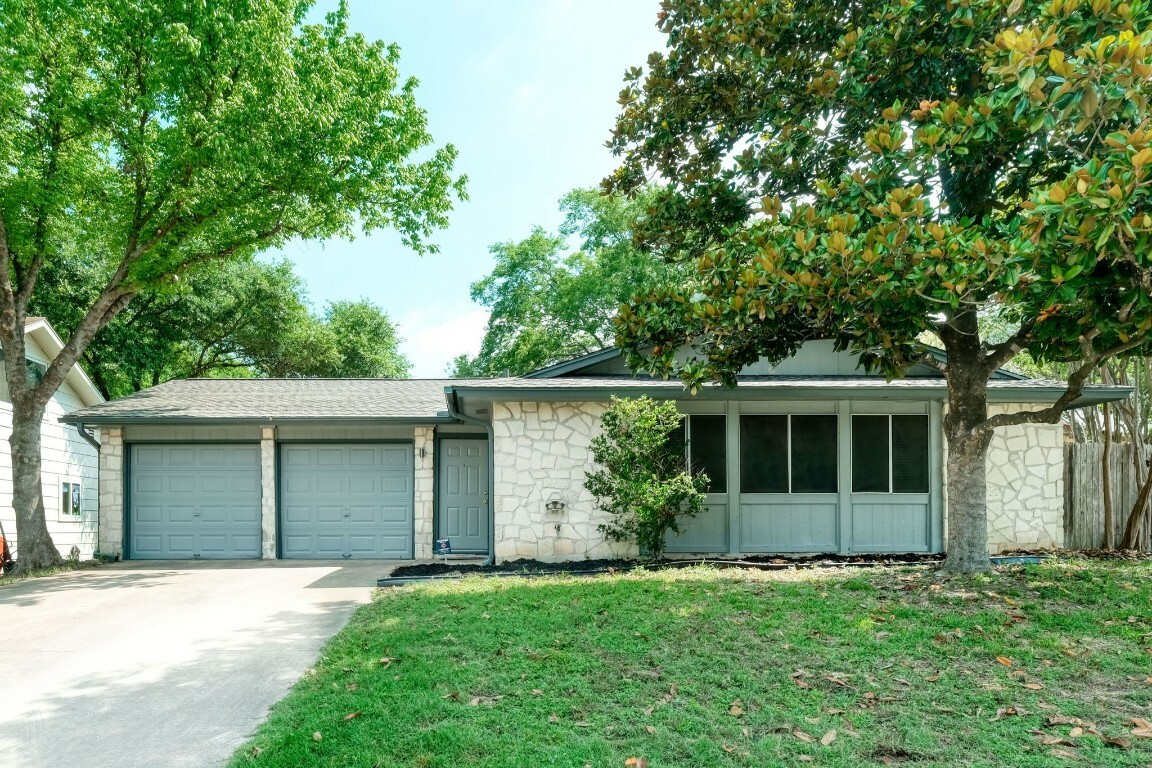 Property Photo:  610 Mairo St.  TX 78748 