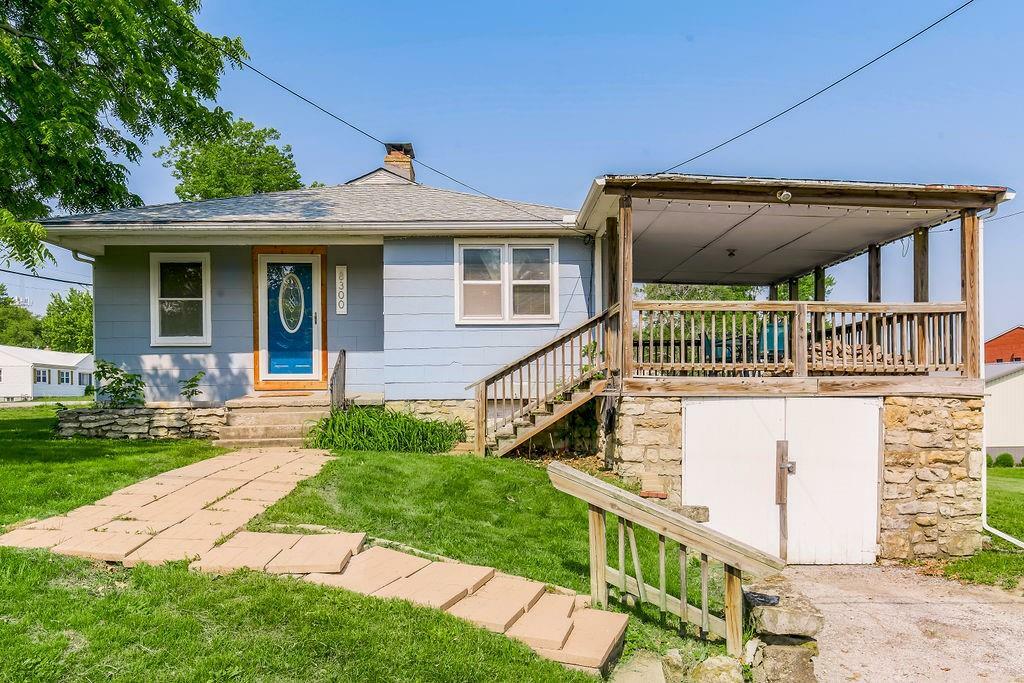 Property Photo:  8300 N Kenwood Avenue  MO 64118 