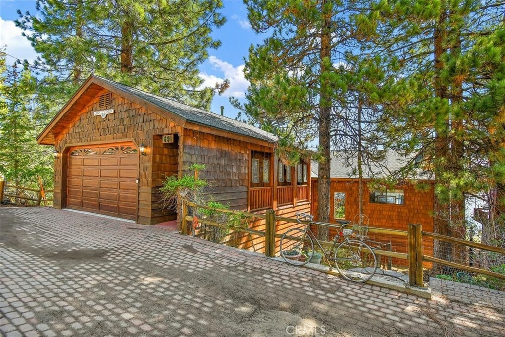 Property Photo: 691 Cove Drive CA 92315