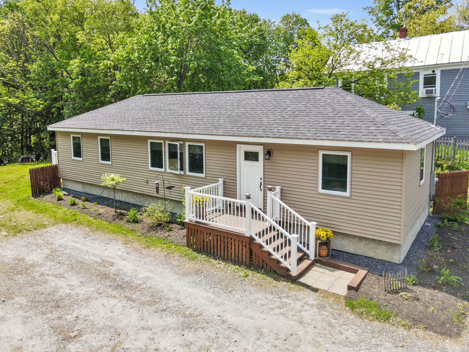 Property Photo: 40 W Front Street ME 04976