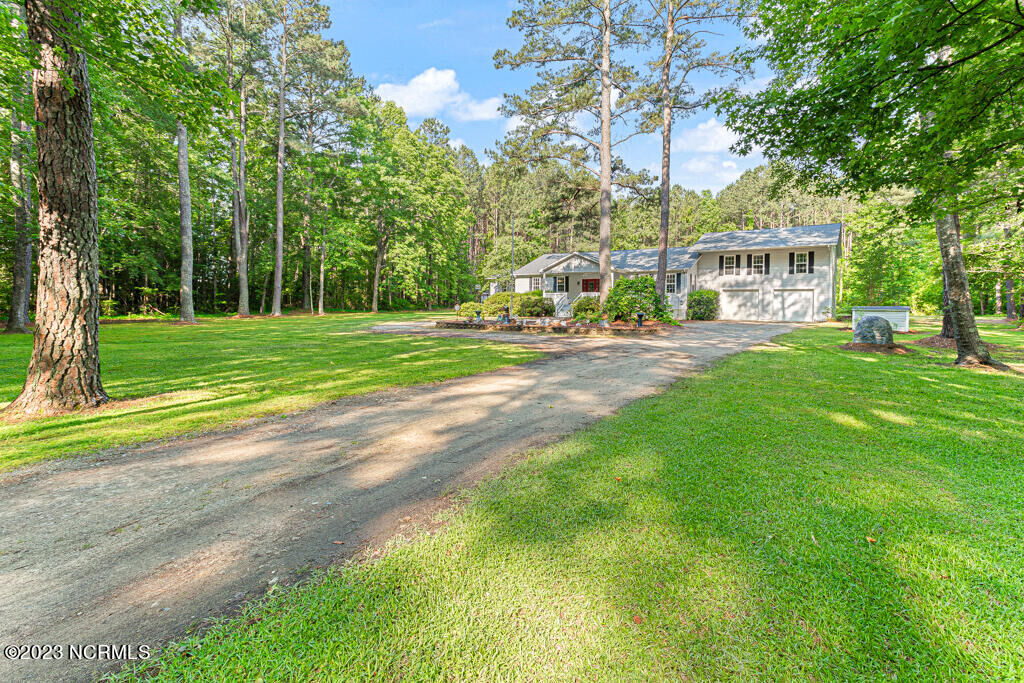 Property Photo:  2734 Farm Life School Road  NC 28327 