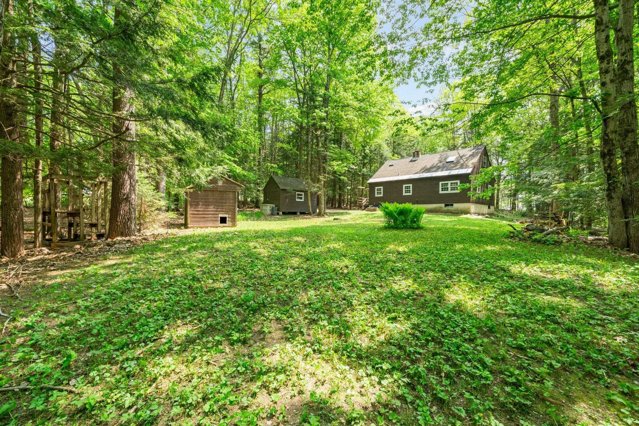 Property Photo: 43 Zephyr Lake Road NH 03047