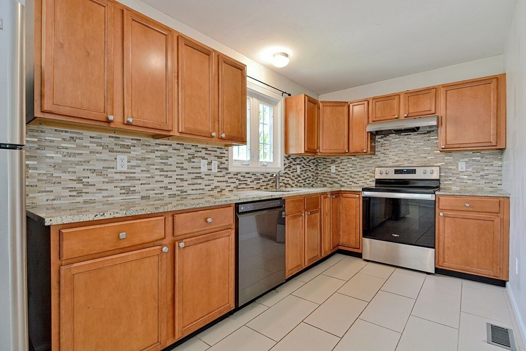Property Photo:  56 Washington St 2  MA 02780 