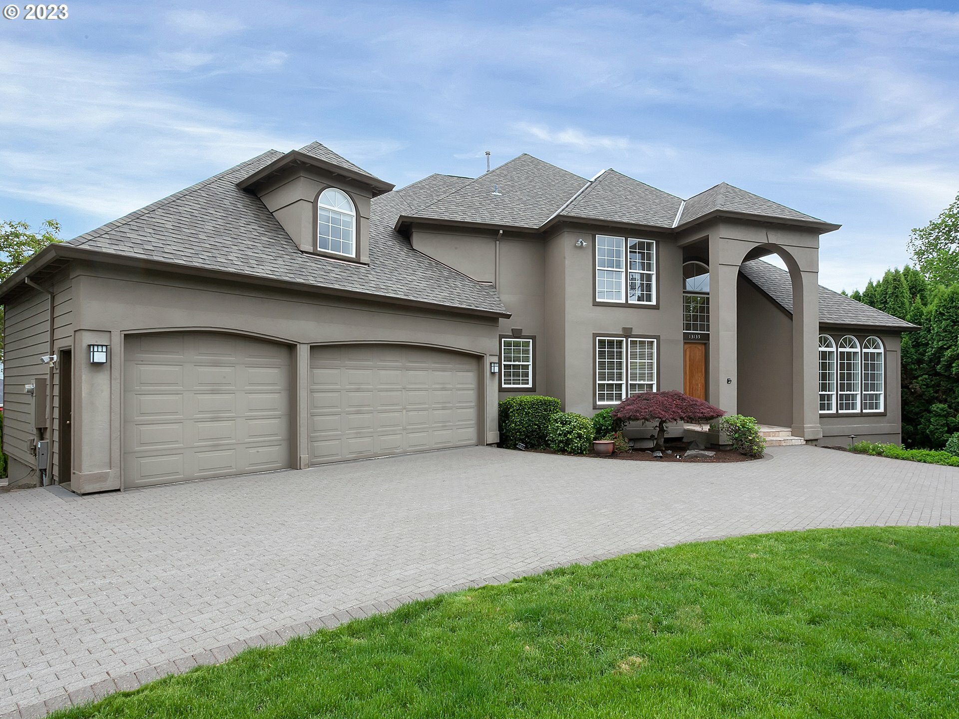Property Photo: 13135 SW Bull Mountain Rd OR 97224