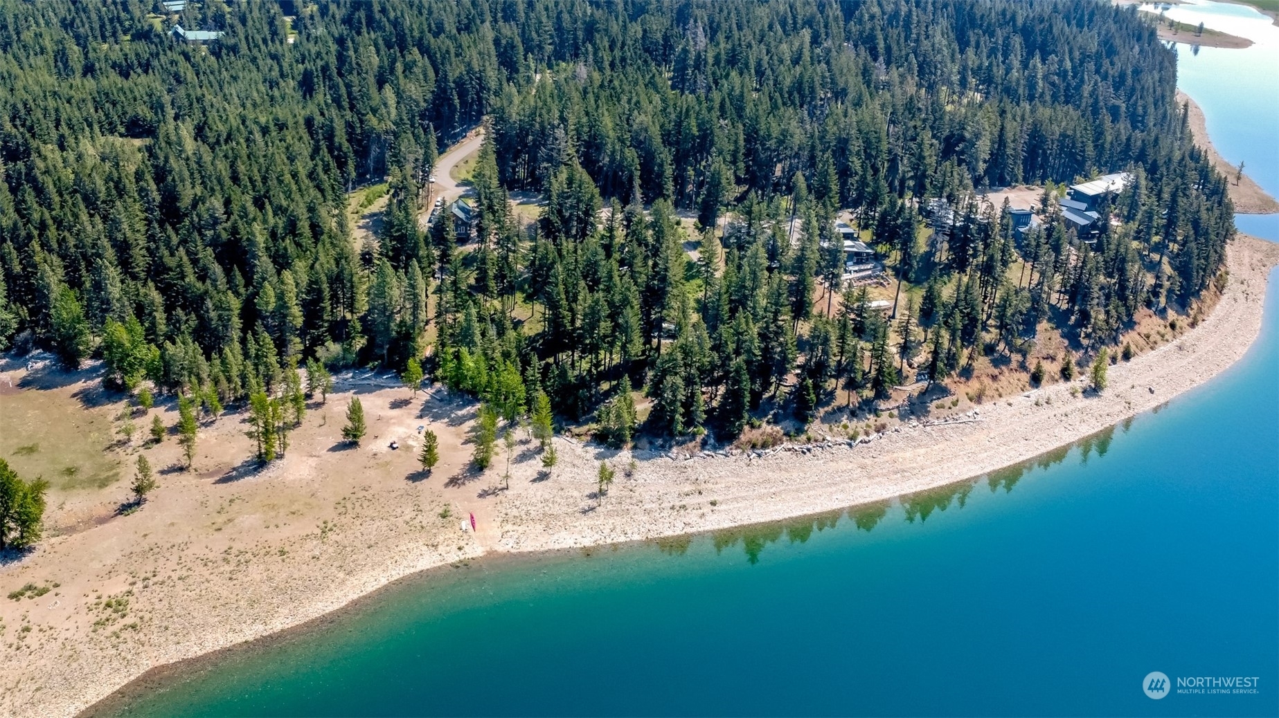 Property Photo:  611 Timber Cove Drive  WA 98940 