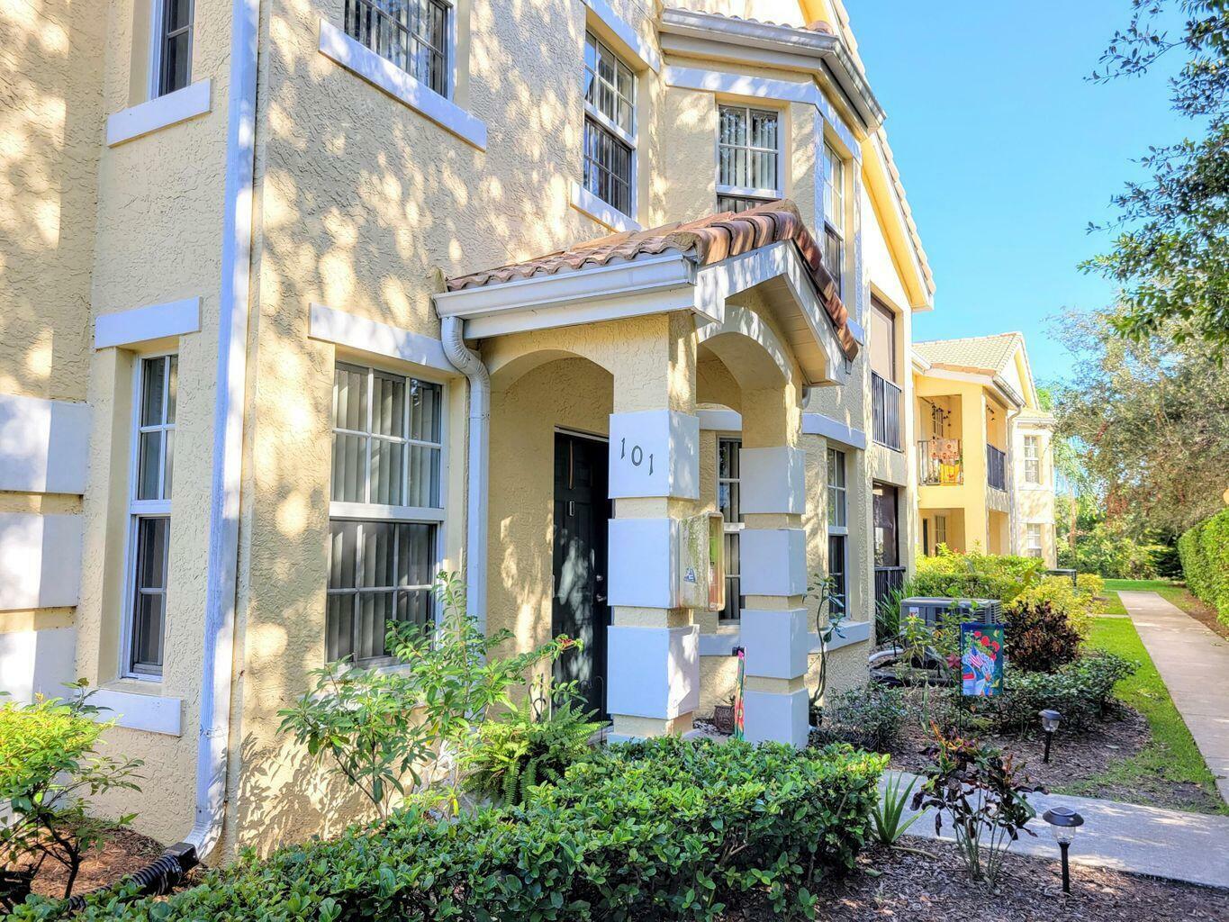 Property Photo: 148 SW Peacock Boulevard 25-101 FL 34986