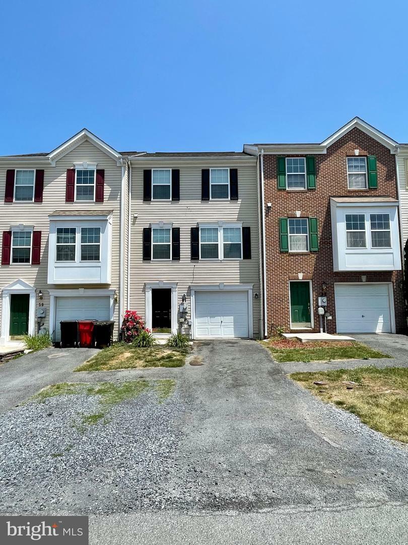 Property Photo: 61 Desert Rose Way WV 25404
