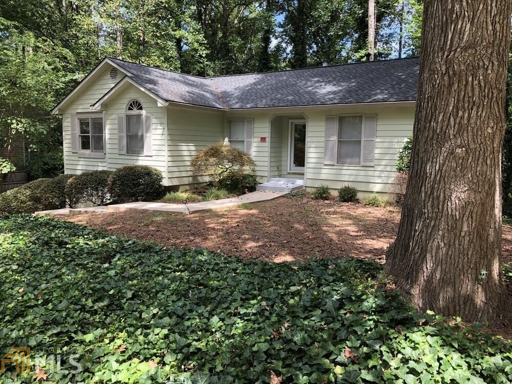 Property Photo:  344 Summer Place  GA 30269 