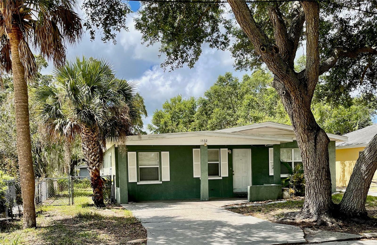 Property Photo:  1532 31st Street  FL 34234 