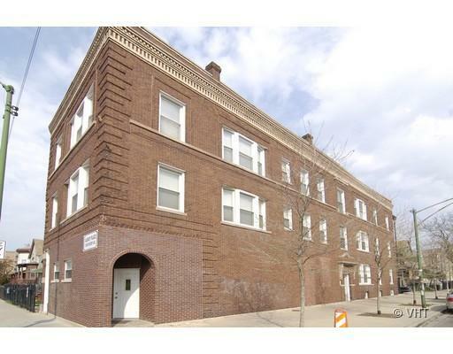 Property Photo:  3100 W Diversey Avenue 3N  IL 60647 