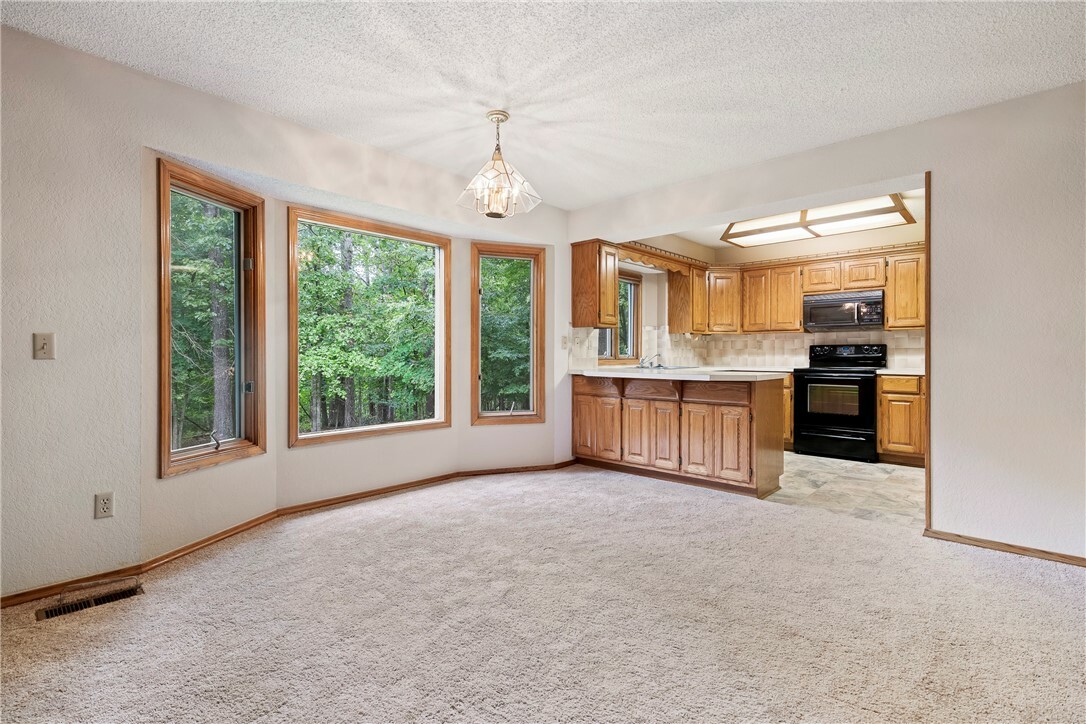 Property Photo: 16 Deddington Drive AR 72714